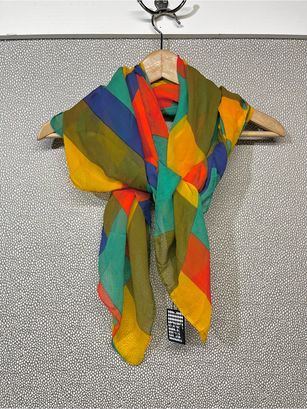 🆕 OS Colorblock Lightweight Scarf/Wrap NWT